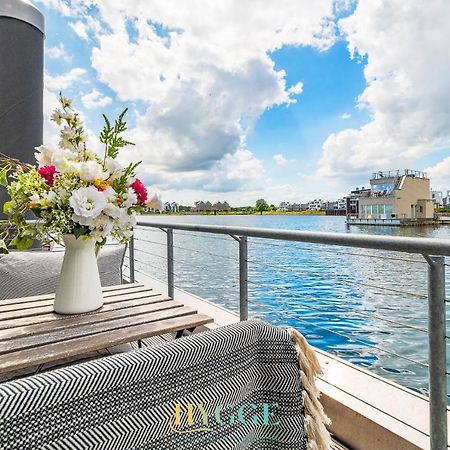 ホテル Schwimmendes Haus Hygge オルペニッツ エクステリア 写真